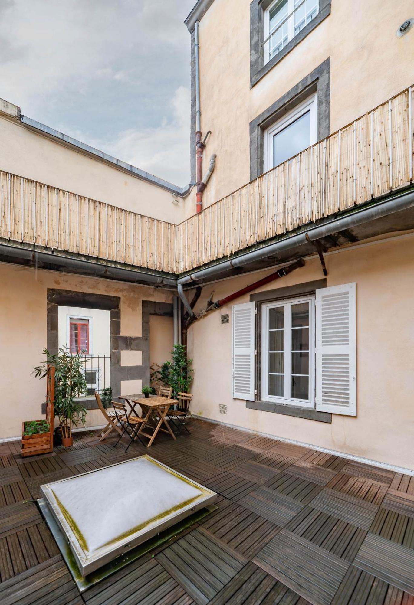 Le Cocon - Cocooning Avec Terrasse - Rue Des Gras Apartment
